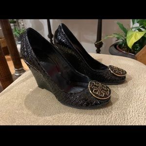 Tory Burch Wedge Size 5.5
